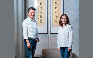 王育倫 . 李淑惠